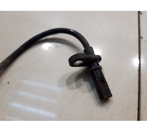 Датчик ABS (передний, правый)