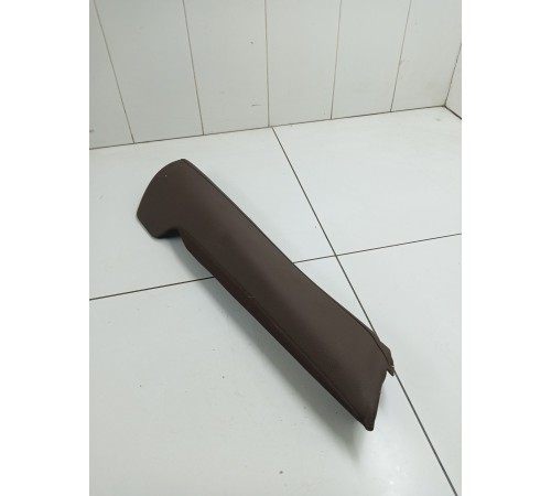 Подлокотник правый