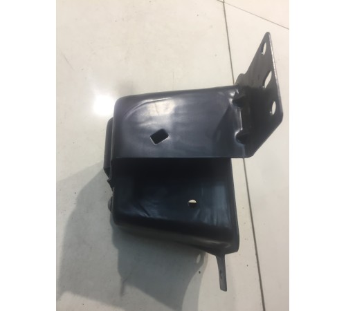 Кронштейн сиденья (заднего левый)