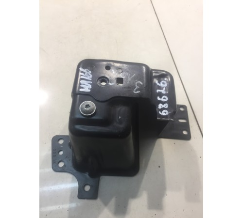 Кронштейн сиденья (заднего левый)