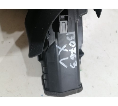 Дефлектор воздушный (левый)