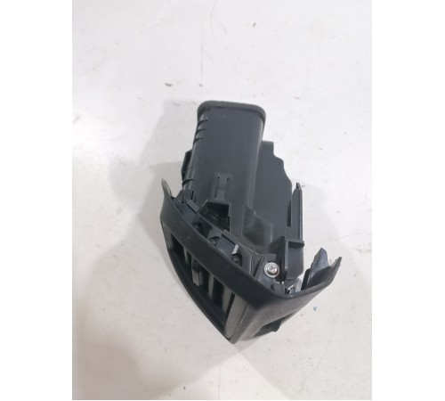 Дефлектор воздушный (левый)