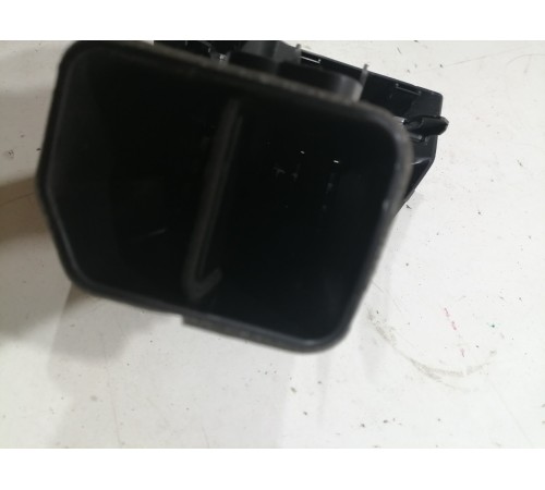 Дефлектор воздушный (левый)