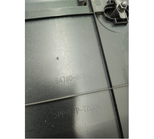 Обшивка крышки багажника