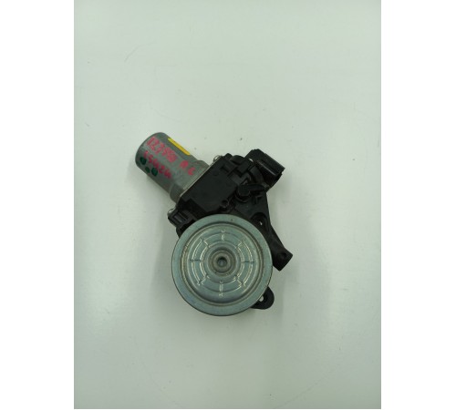 Моторчик стеклоподъемника передний левый