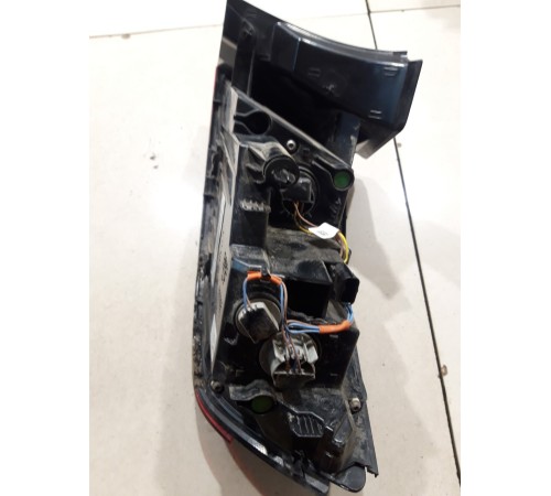 Фонарь (задний левый)