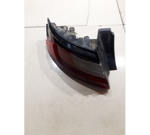 Фонарь (задний левый)