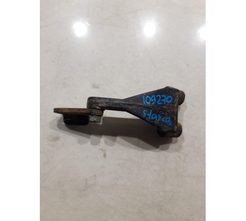 Кронштейн(крепление) катализатора