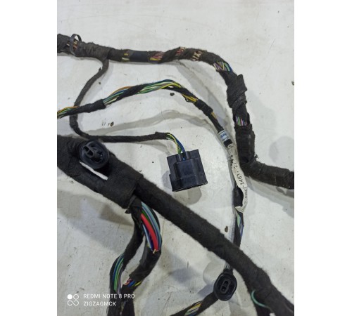 Электропроводка двери (передняя левая)