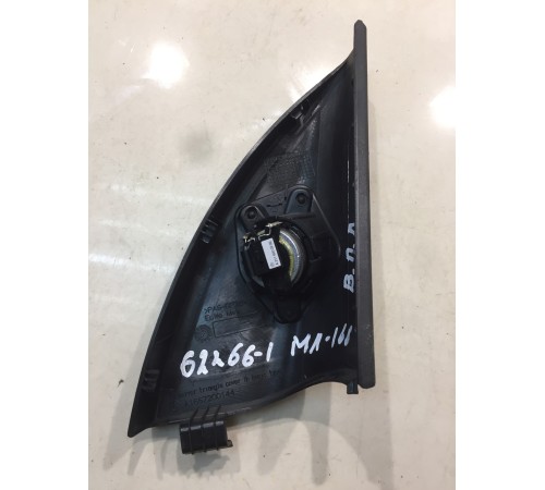 Накладка динамика(передняя, левая)