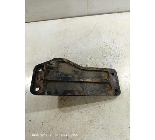 Кронштейн крепление рамы