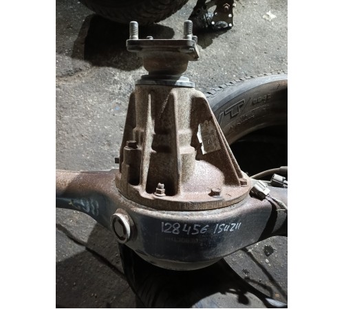 Задний мост в сборе