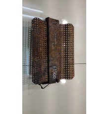 Решётка усилителя переднего бампера (левая)