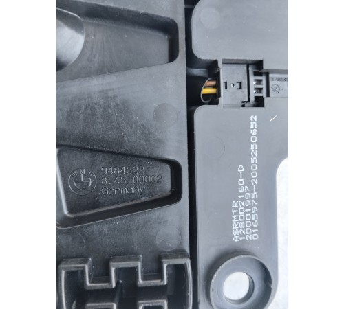 Моторчик обшивки пола левый