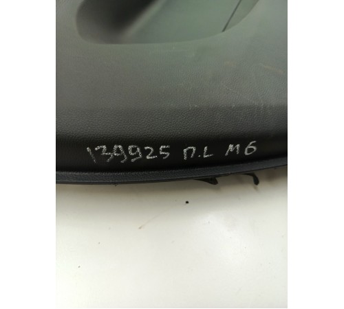 Обшивка двери передняя левая