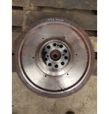 Маховик двигателя