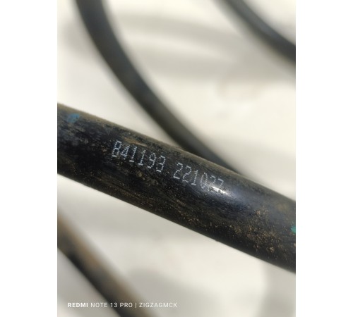 Пружина подвески передняя