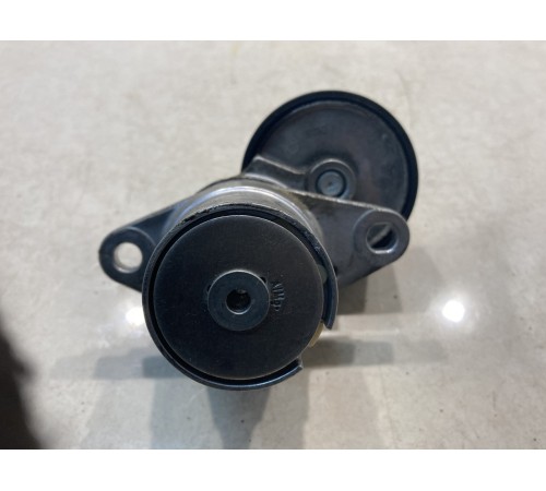 Ролик-натяжитель