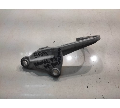 Кронштейн переднего редуктора