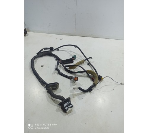 Электропроводка двери (задняя правая)