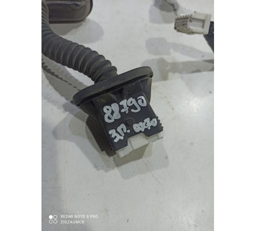 Электропроводка двери (задняя правая)