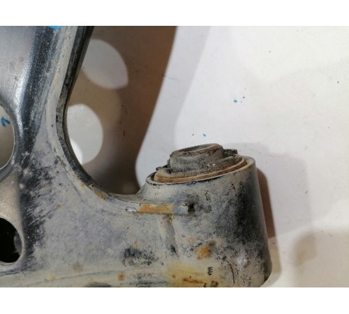 Рычаг подвески передний левый