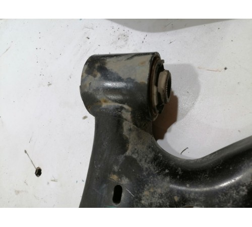 Рычаг подвески передний левый