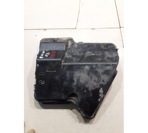 Крышка блока предохранителей