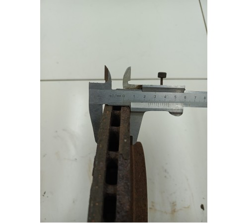 Тормозной диск передний