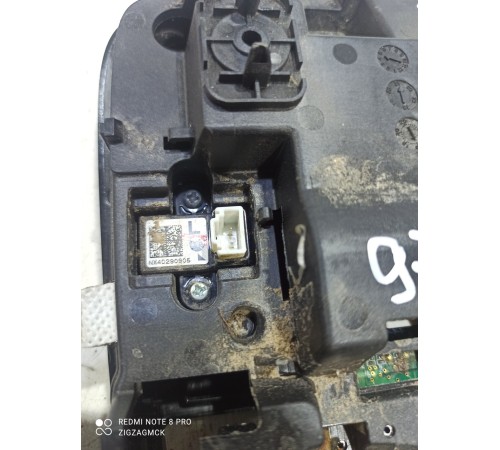 Плафон внутреннего освещения центральный