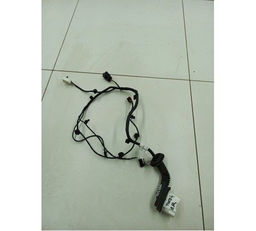 Электропроводка двери передняя правая