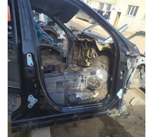 Порог со стойкой(правый)