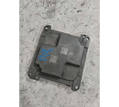 Блок розжига фар правый