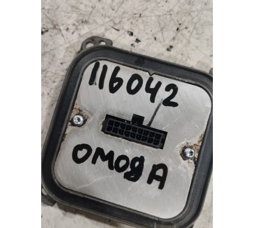 Блок розжига фар правый