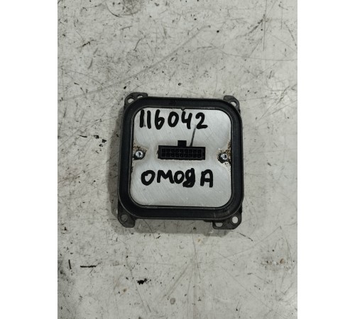 Блок розжига фар правый