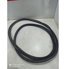 Уплотнитель багажника