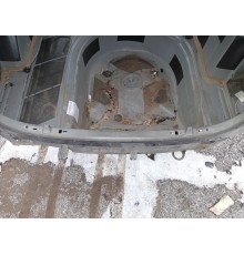 Пол (ниша) багажника