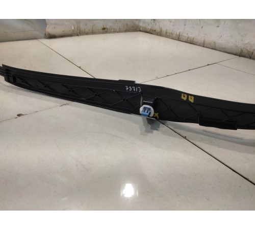 Обшивка стойки (передняя, правая)