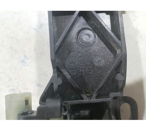 Ручка двери наружняя передняя левая