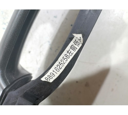 Ручка двери наружняя передняя левая