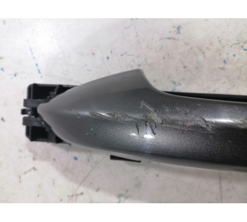 Ручка двери наружняя передняя левая