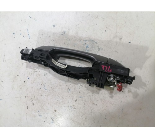 Ручка двери наружняя передняя левая