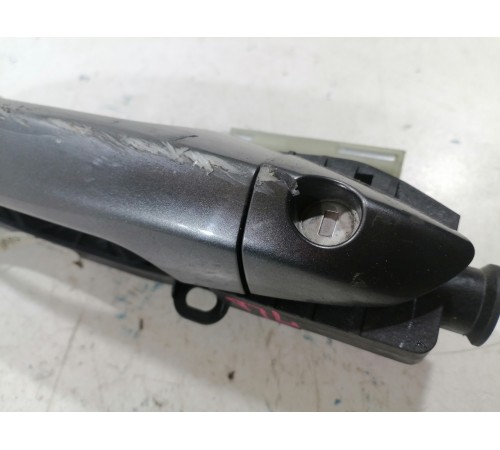 Ручка двери наружняя передняя левая