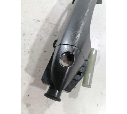 Ручка двери наружняя передняя левая