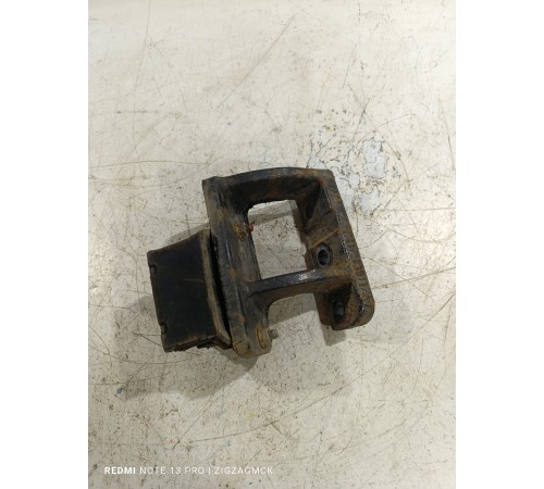 Кронштейн опоры КПП коробки передач АКПП