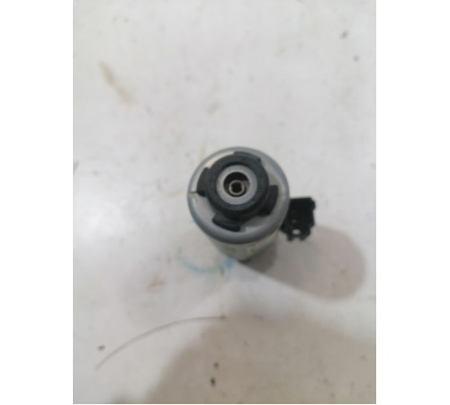 Моторчик регулировки переднего правого