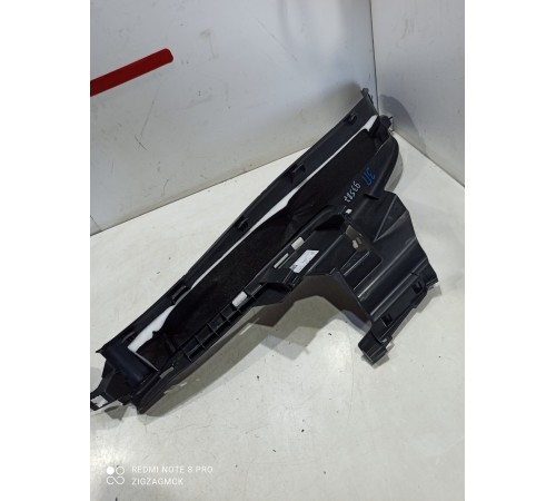 Накладка порога (задняя правая)