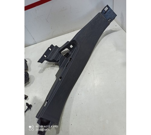 Накладка порога (задняя правая)