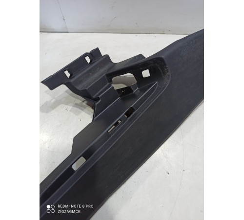 Накладка порога (задняя правая)