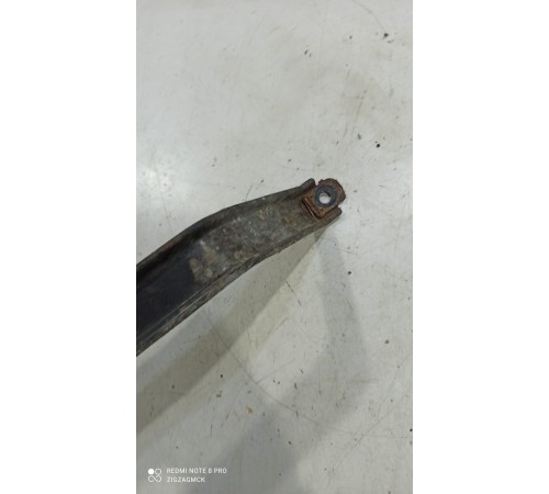 Крепление топливного бака